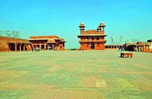 CiZ-Travel-Hall of Private Audiences at Fatehpur Sikri