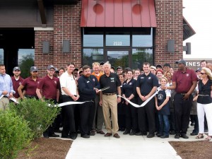 COM-Now Open Bagger Dave's