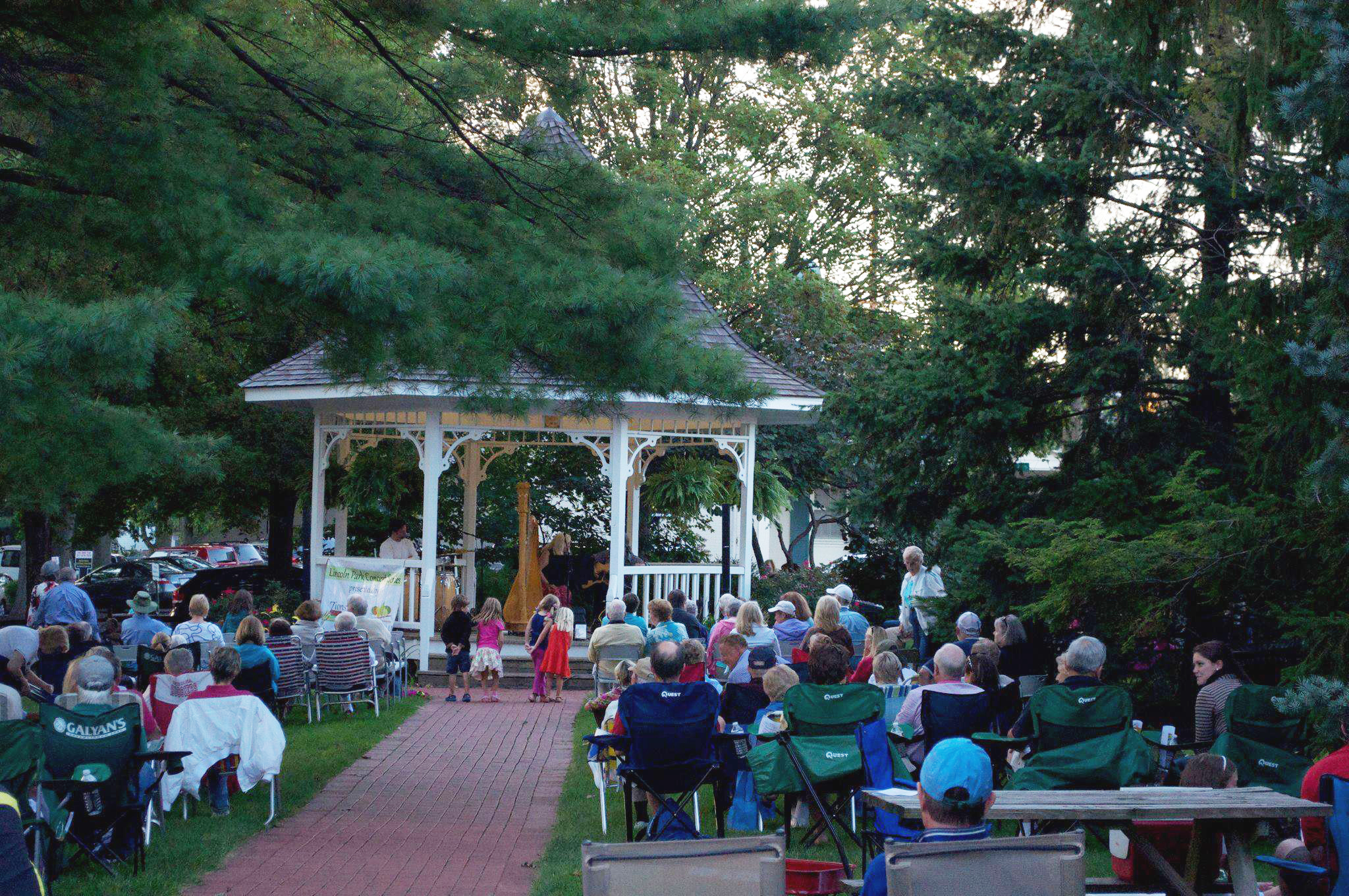 It’s a good idea to bring some lawn chairs for Zionsville’s summer concerts held at Lincoln Park. (Submitted photo)
