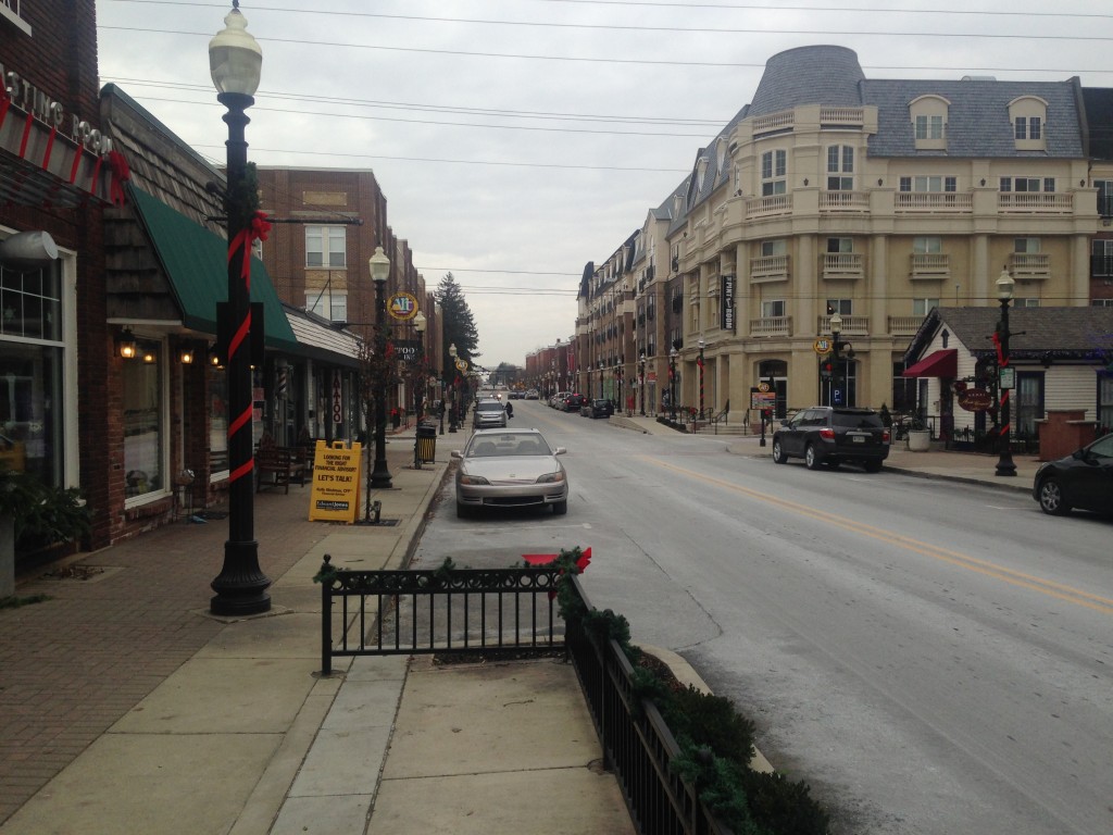 Carmel’s Arts & Design District is quiet and uncongested on Nov. 28, Black Friday. (Photo by Adam Aasen)