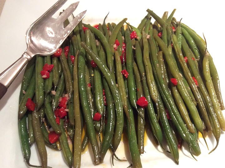 Fire-roasted peppers help create irresistible green beans for the holidays. (Photo by Ceci Martinez) 