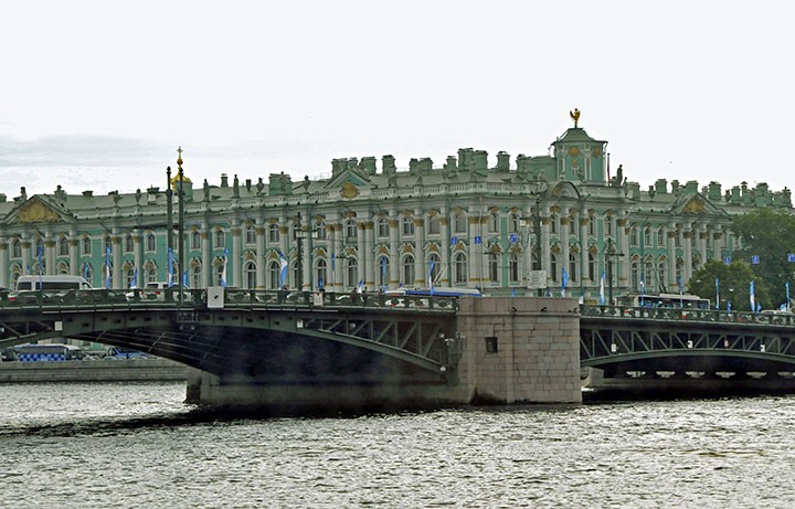 Winter Palace of the Hermitage . (Photo by Don Knebel)