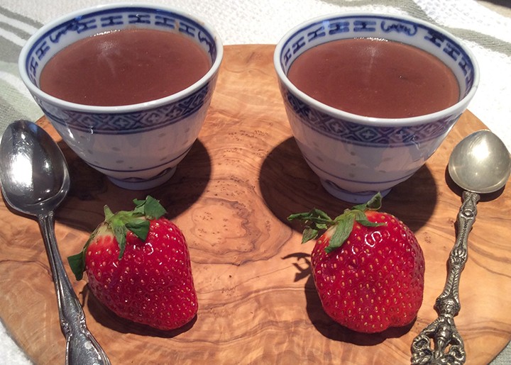 Chocolate pudding with strawberries is a decadent dessert for Valentines Day. (Photo by Ceci Martinez)