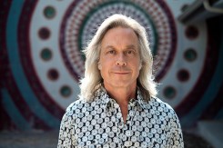 Jim Lauderdale will perform several solo songs from his new album, “Soul-Searching Vo1. 1 Memphis/Vol. 2 Nashville,” his 28th album, at The Warehouse March 12. (Submitted photo)