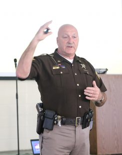 Boone County Sheriff Mike Nielsen presents his plan at a public meeting Sept. 8 in Lebanon. (Photo by Ann Marie Shambaugh)