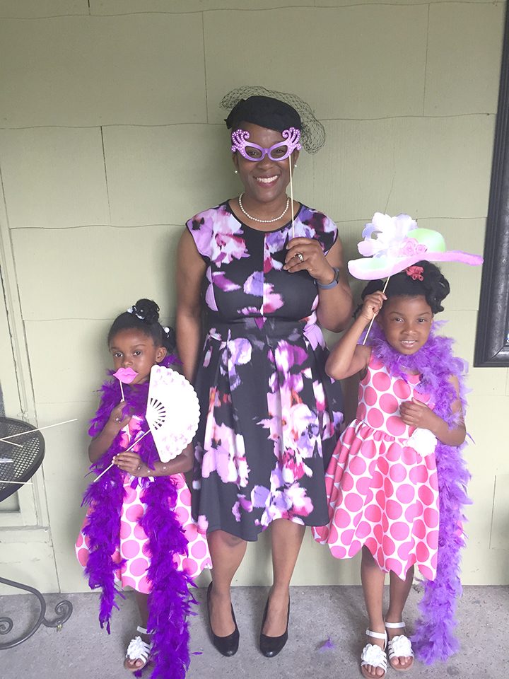 Donna Blackmon and daughters