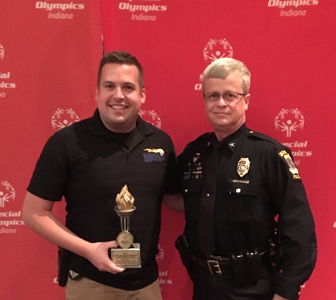 Special Olympics Indiana honors Zionsville police officer • Current