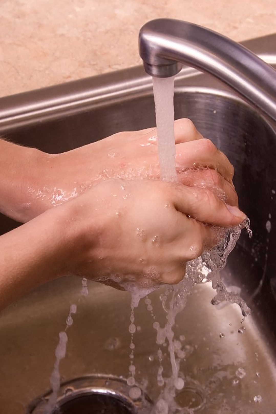 hands washing female 1567332