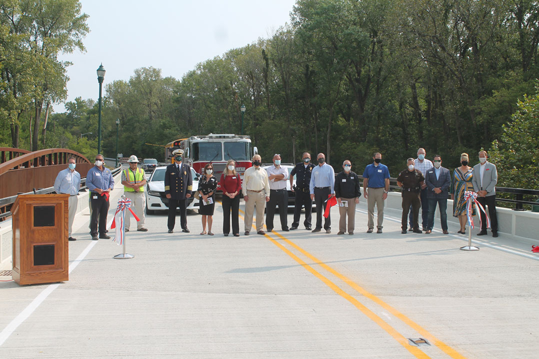 Boone County, Zionsville officials celebrate bridge reopening