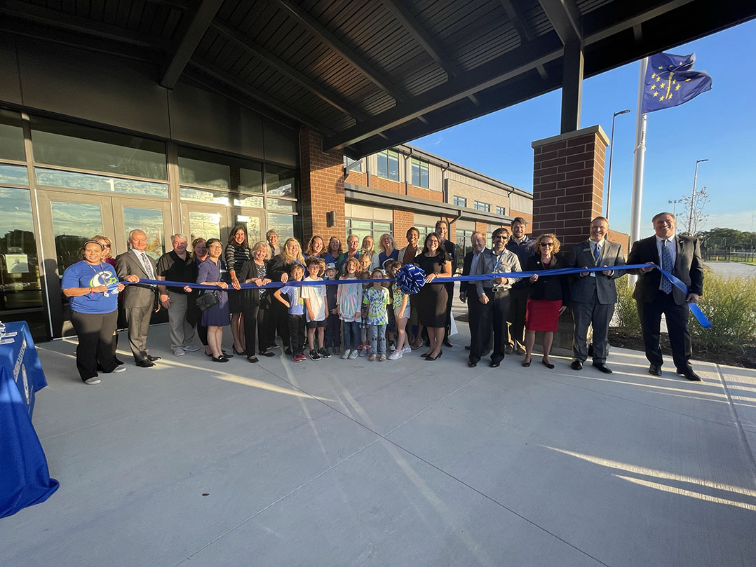 Carmel Clay Schools celebrates opening of 2 elementary schools