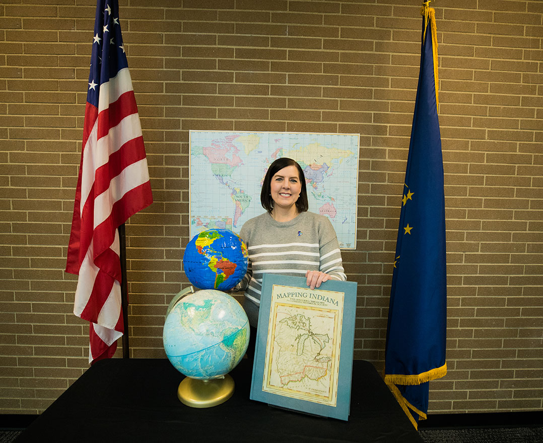 Mapping success: Mt. Vernon teacher named Indiana Middle School Geography Teacher of the Year
