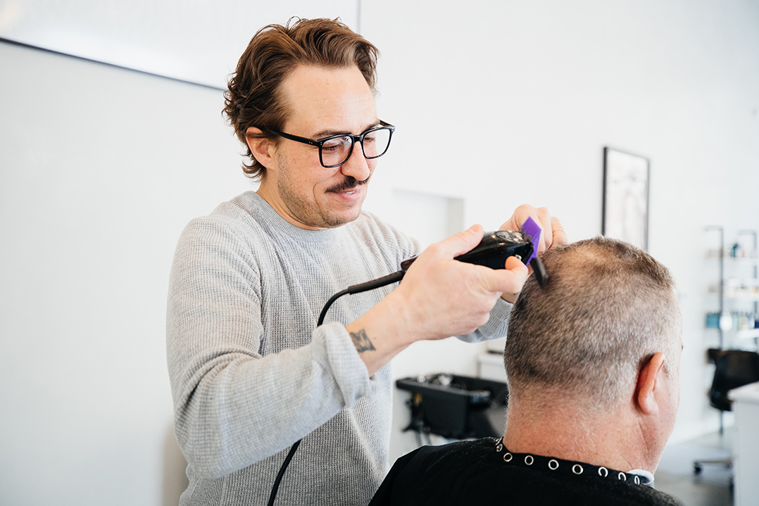 In style: Celebrity men's groomer brings expertise to Carmel City Center  shop • Current Publishing