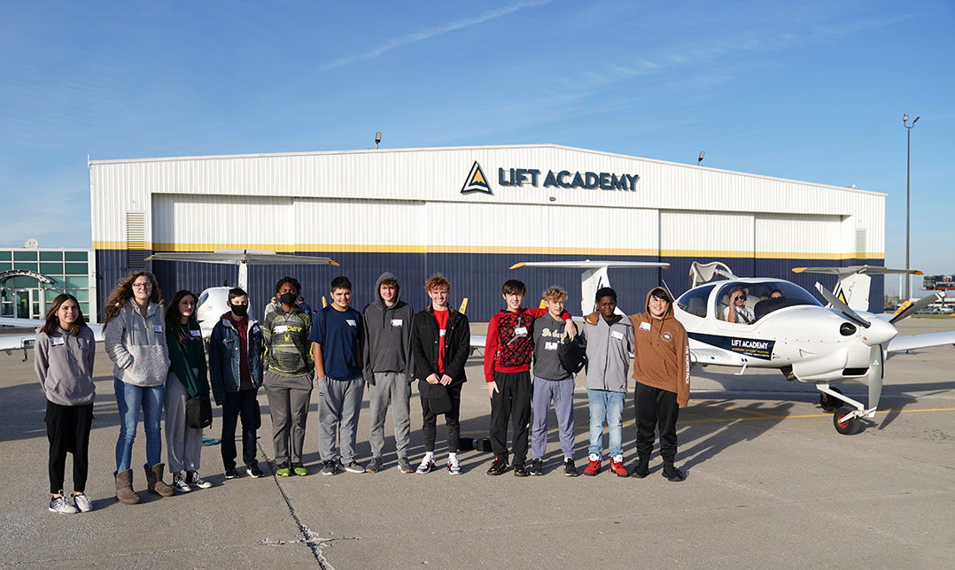 Taking flight: Traders Point aviation program puts students on course for  pilot's license • Current Publishing