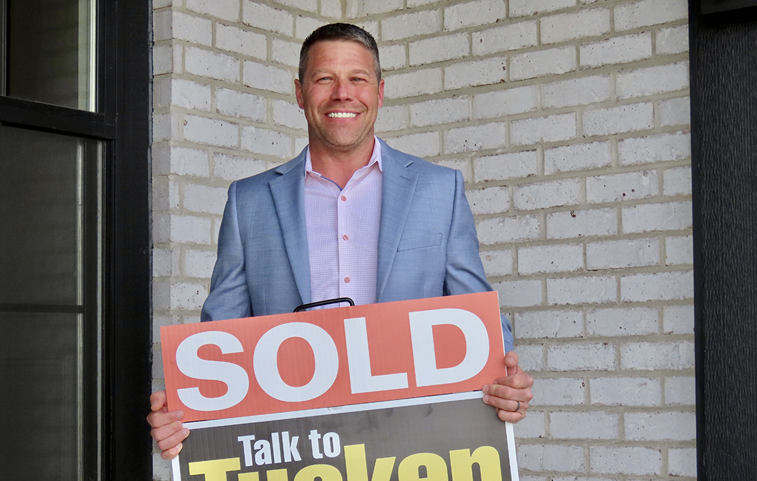 Moving on: Carmel Realtor goes from homeless to top home seller in 7 years of sobriety