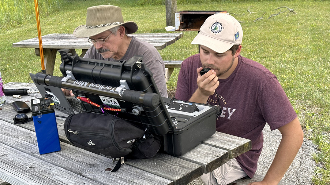 Tuned in: Amateur radio club connects listeners through long-distance hobby