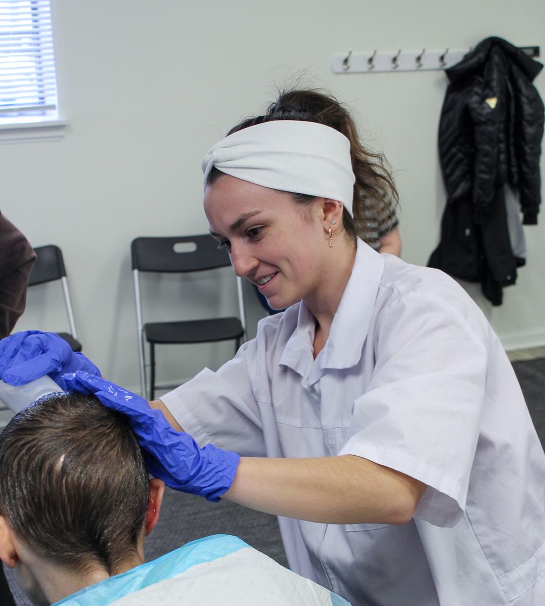Lice treatment salon opens in Carmel